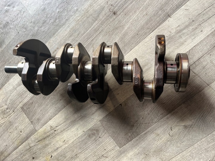 фото №1, Wał колінчастий 1.8 2.0 focus c-max mondeo mazda volvo s40