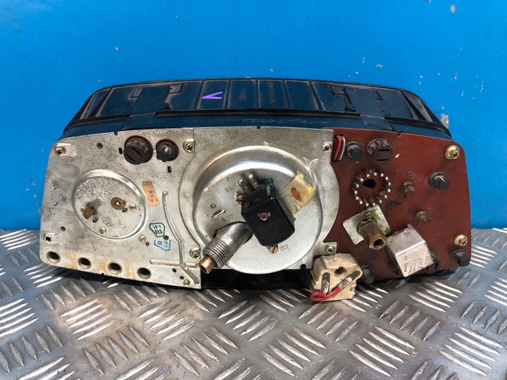 фото №8, Mercedes w123 2,8 бензин прилади спідометр  європа 220km/h 87001123