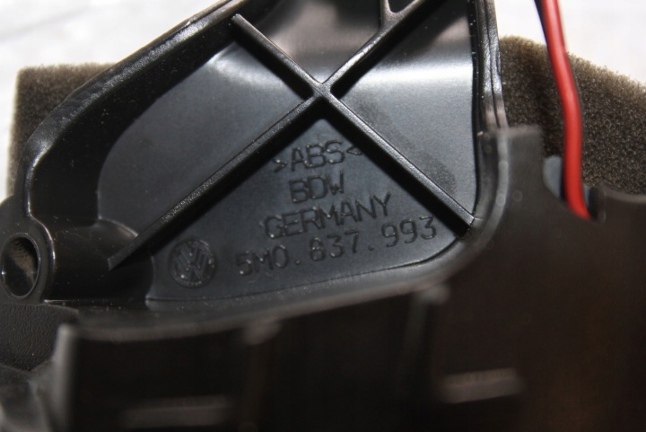 фото №9, Трикутник двері ліві 5m0837993 golf v 5 plus 1,6