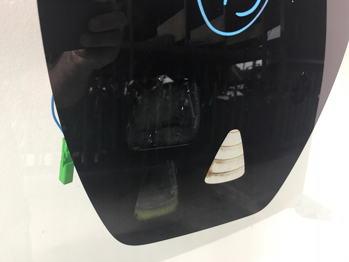 фото №2, Volvo v60 рестайлинг 14-18 стекло лобовое перед оригинал 16r