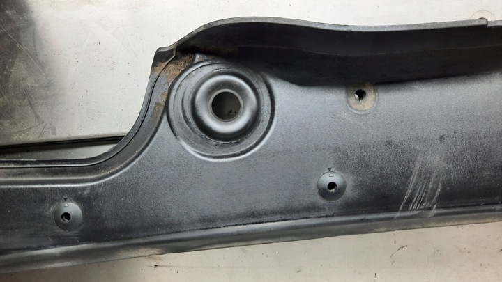 фото №5, Панель под лобовым стеклом 7027083 bmw e61 03-07r 2.0d