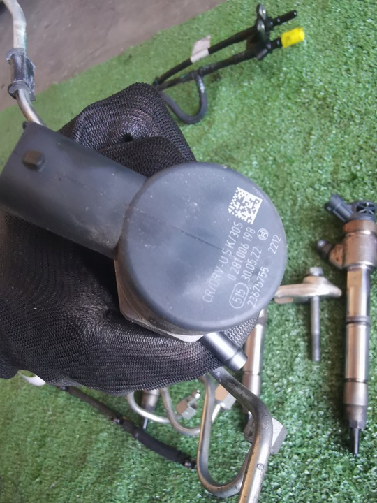 фото №6, Система паливний насос інжектор 2.3 daily 5802846337 5802885804 504371261