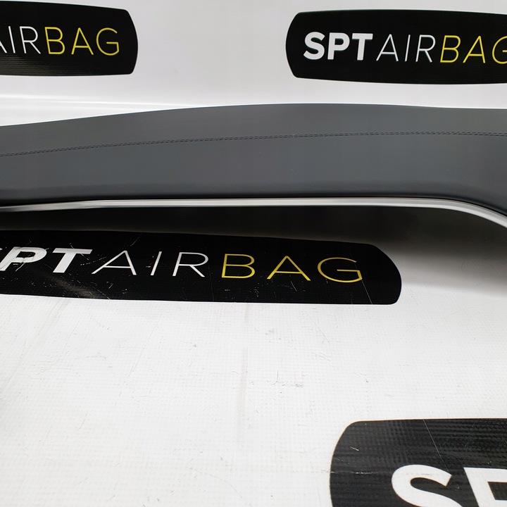 фото №8, Tesla панель консоль подушки ремни подушка безопасности