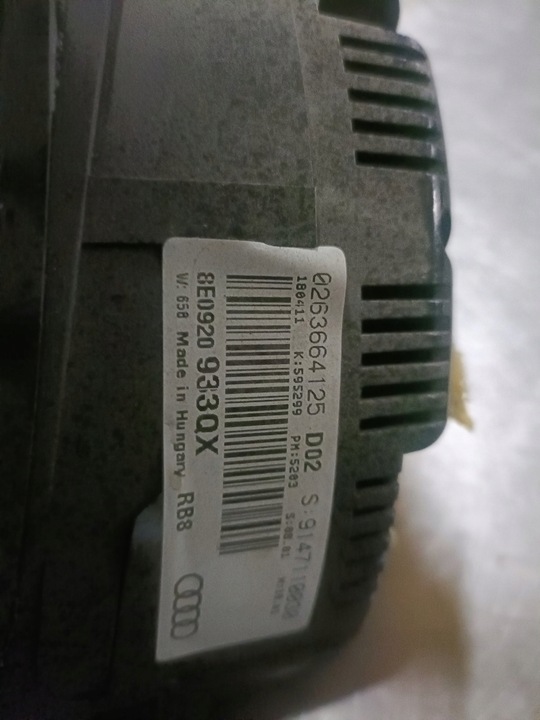 фото №8, Спідометр  audi a4 b6 8e0920933qx