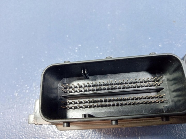 фото №5, Mercedes c w203 2.2 блок управления двигателем (ecu) a6461500479