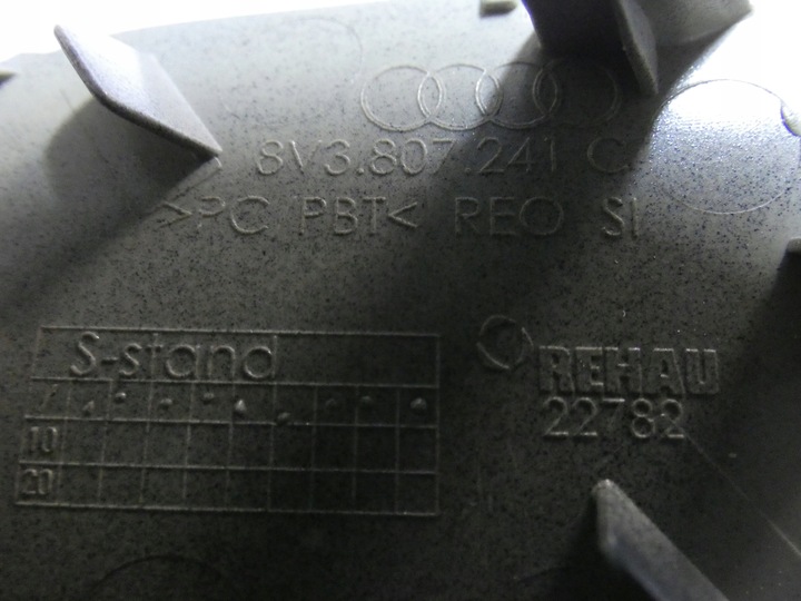 фото №15, Заглушка бампера передней, защита фаркоп буксировочный audi a-3 8v рестайлинг