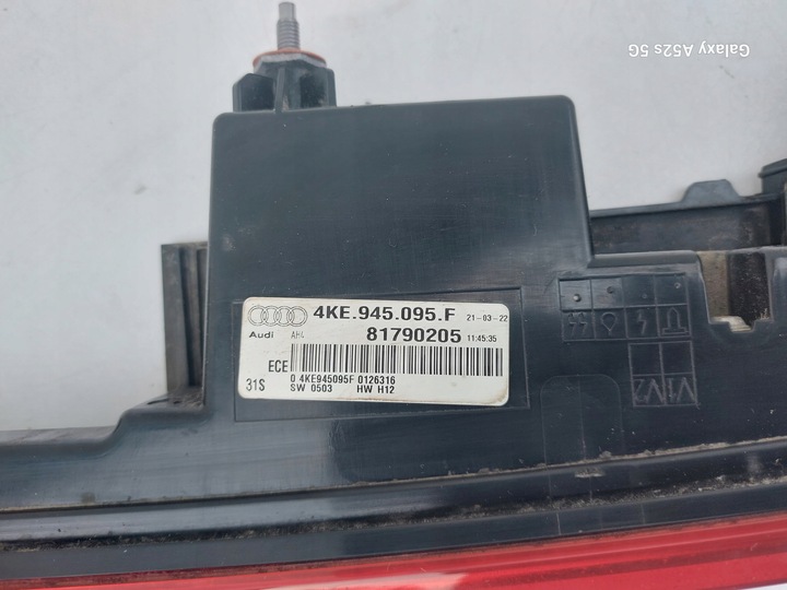 фото №13, Заднє лампа накладка audi e-tron 4ke eu