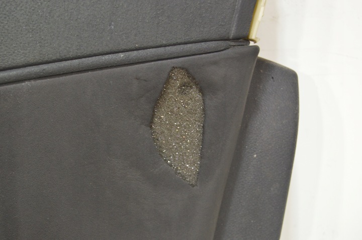 фото №8, Обшивки боковина дверь комплект левый правый зад перед mercedes w219 cls 5.5 amg