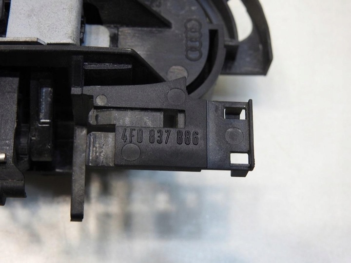 фото №11, Ручка дверь правая ly7q audi a6 c6 4f0837886