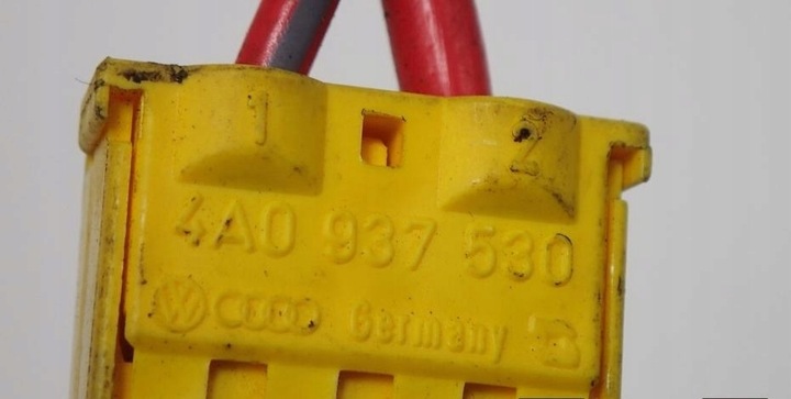 фото №10, 4a0937530 audi vw гнездо крепление предохранителя