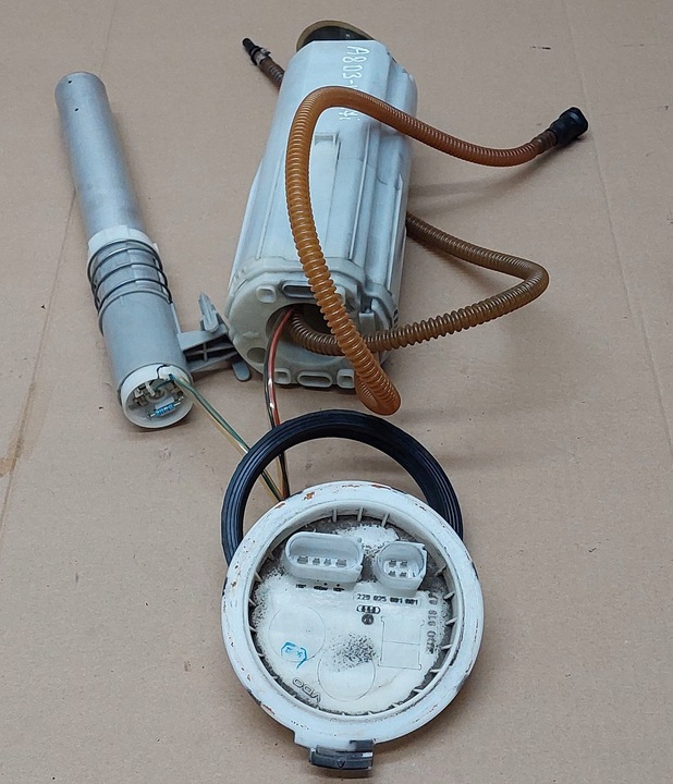 фото №1, Поплавок топлива audi a8 d3