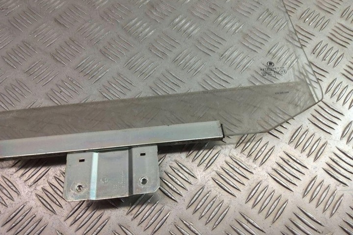 фото №12, Szaba задніх правих двері skoda felicia ii estate 6u5 43r000602 1.2l