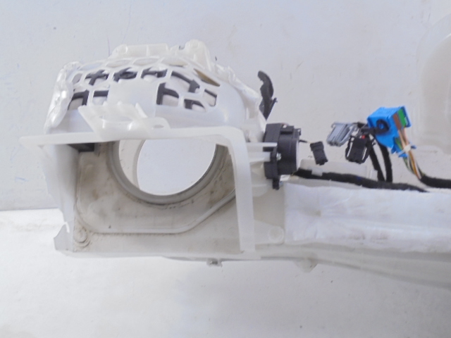 фото №9, Citroen c4 picasso grand ii корпус нагревателя испаритель вкладка 9675402680