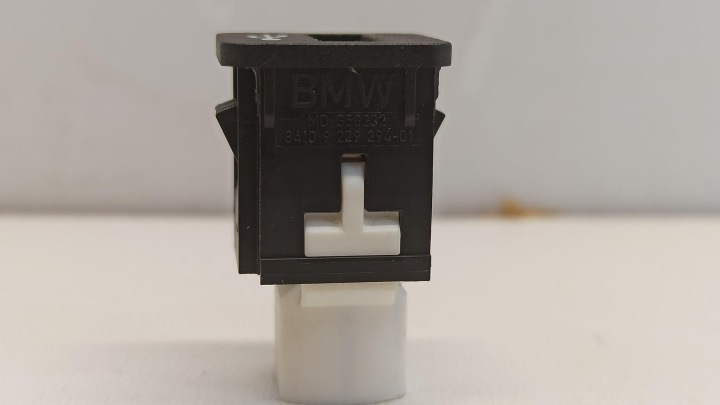 фото №5, Bmw 7 g11 гнездо port usb 9229294