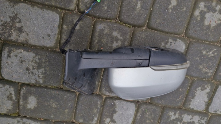 фото №8, Зеркало правые volvo v40 ii r desing 8 pin