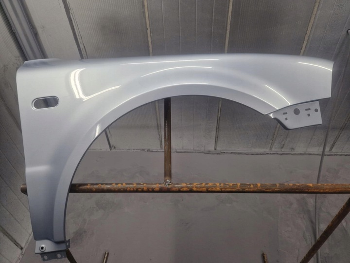 фото №1, Крило volkswagen passat b5 fl 00-05 колір lb5s