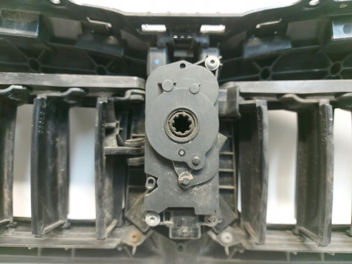 фото №7, Bmw g20 330e решітка радіатор жалюзі ролета 9465188-03 м-пакет