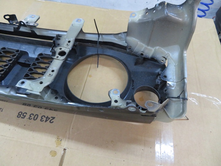 фото №12, Решётка решётка радиатора suzuki jimny 18- 72111-78r0