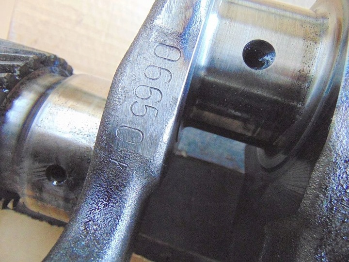 фото №8, Volvo fl6 220 03r d6b wał колінчастий