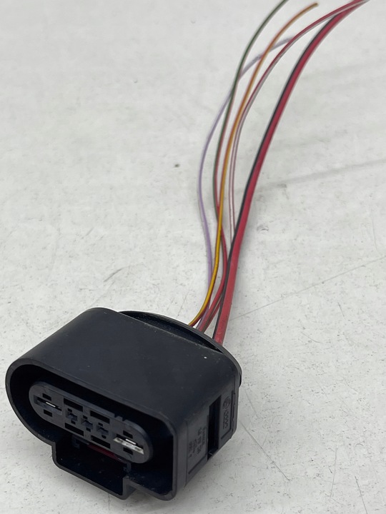 фото №5, Audi volkswagen seat skoda штекер разъём соединитель + шланг 1j0919231