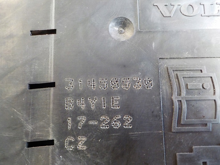 фото №5, Volvo s90 16-19 клемма плюсовая предохранитель модуль