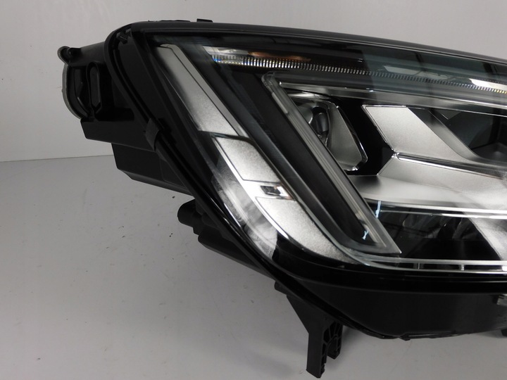 фото №12, Audi a4 b9 8w лампа perawa левая полный led usa 8w0941034b 8w0941033b