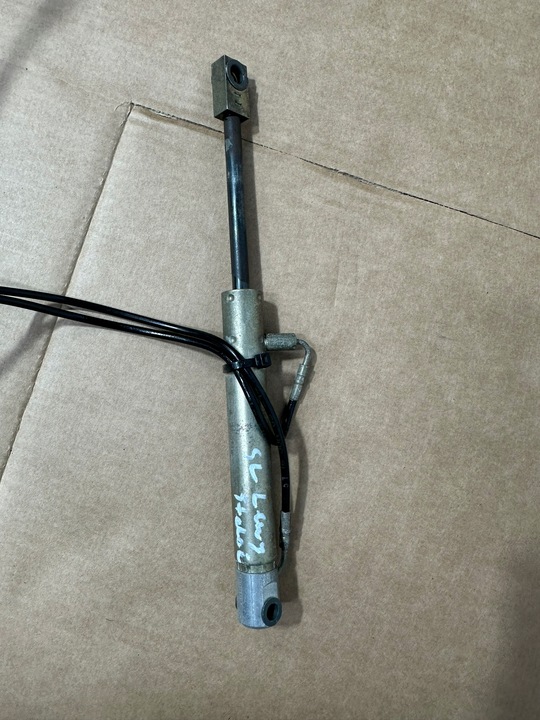 фото №9, Амортизатор крыша, замка крыша, петля левый, 51/41,mercedes sl r230, w230, sa