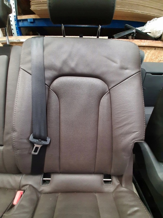 фото №14, Audi q7 2005- диван второй третий ряд кожа коричневая