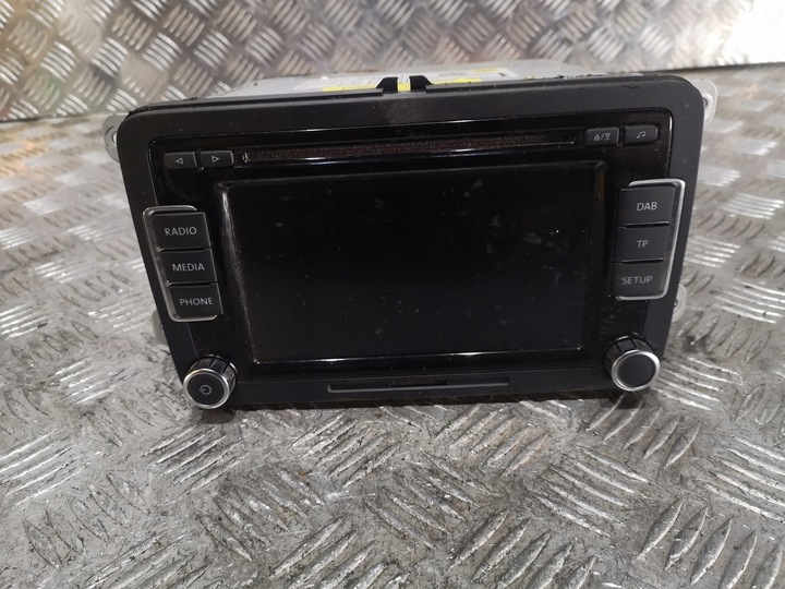 фото №1, Vw passat b6 b7 golf vi радио 3c8035195a