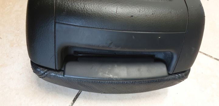 фото №14, Подлокотник бардачок туннеля среднего audi a6 c6