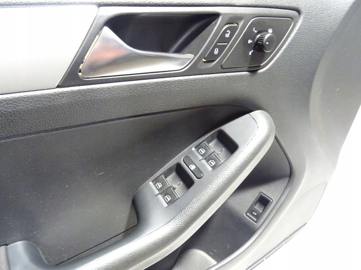 фото №7, Боковина двері перед переднє лівий vw jetta vi 6 5c6