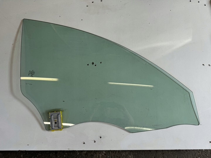 фото №1, Скло права передня двері mercedes cla w118 19r