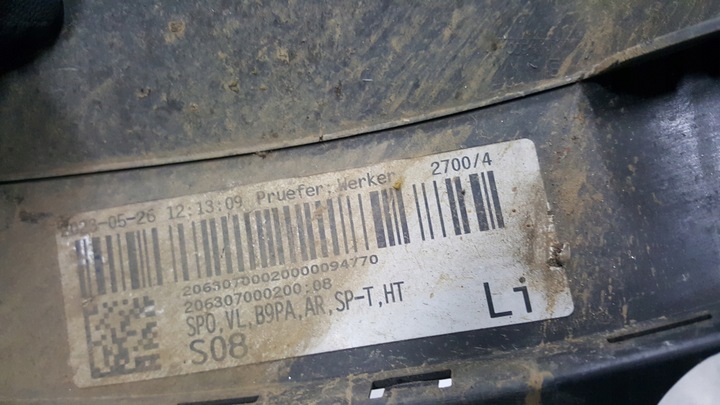 фото №11, Кутник планка бампера лівий перед audi a4 b9 allroad 8w0807061b