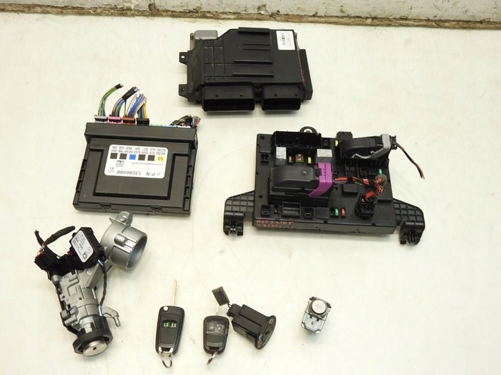 фото №12, Компьютер набор иммобилайзер opel astra j рестайлинг 1.7 cdti 55591495 13586588 365927271