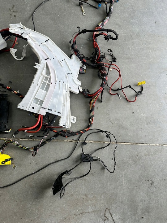 фото №8, Установка інтер'єру, джгут салон, засіб mercedes w447 vito європа