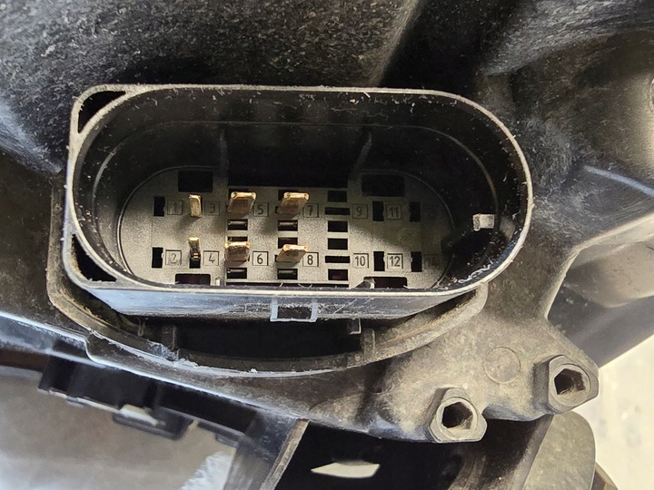 фото №13, Mercedes gls x166 рестайлінг фара праві led