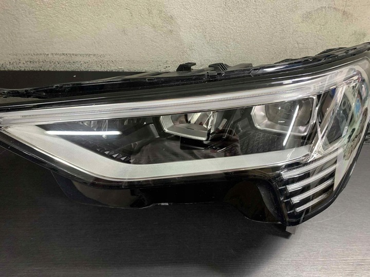 фото №10, Audi q8 e-tron повний led фара лівий лампа ліва 4ke941781 oem
