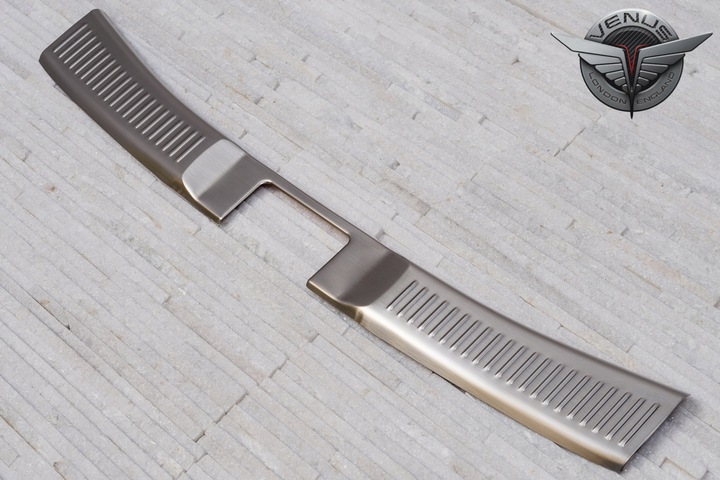 фото №10, Защитная планка порога багажника 14+ suzuki s-cross