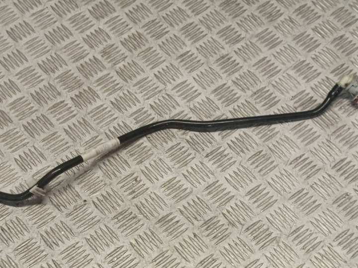 фото №8, Bmw (oem) 8485971 4' g82 m4 трубка  вентиляционный, отводной