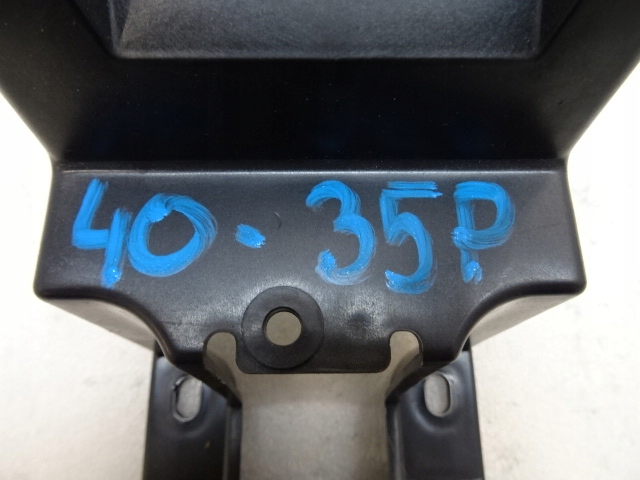 фото №7, Peugeot 308 t9 рестайлинг крепление подлокотника 9677587580