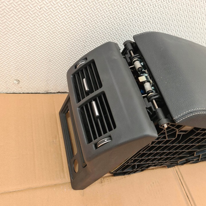 фото №5, Jaguar xf ii x260 r-sport туннель подлокотник eu