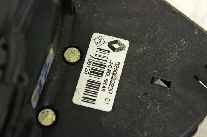 фото №6, Si211 renault espace v замок двері правий зад 825002920r