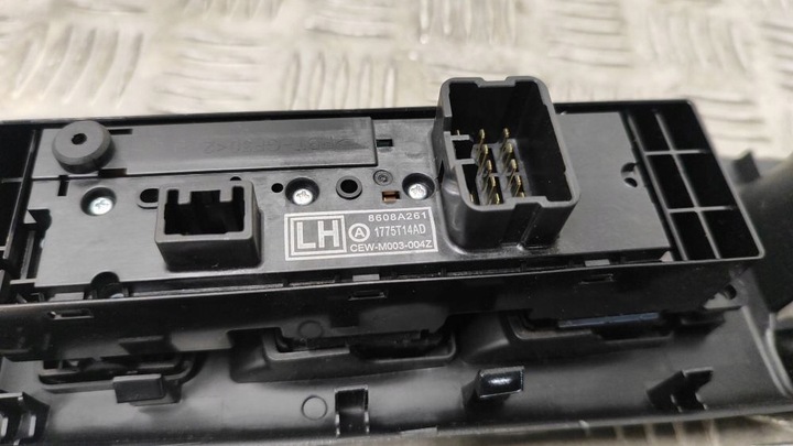 фото №7, Citroen c4 aircross 2015 левая сторона кнопки стекло