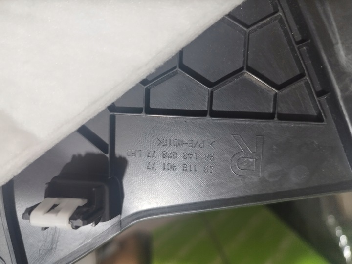 фото №3, Защита заглушка правая туннеля средство peugeot 3o08 ii 5008 ii org 9811890177