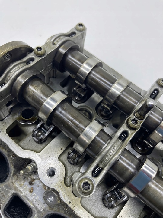 фото №6, Audi a8 a7 a6 c7 3.0 tdi cdu головка двигуна вали розподільний вал ліва комплектна!