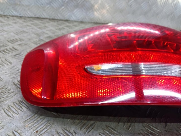 фото №6, Audi a4 b8 8k универсал лампа левая левый зад задняя 8k9945095b