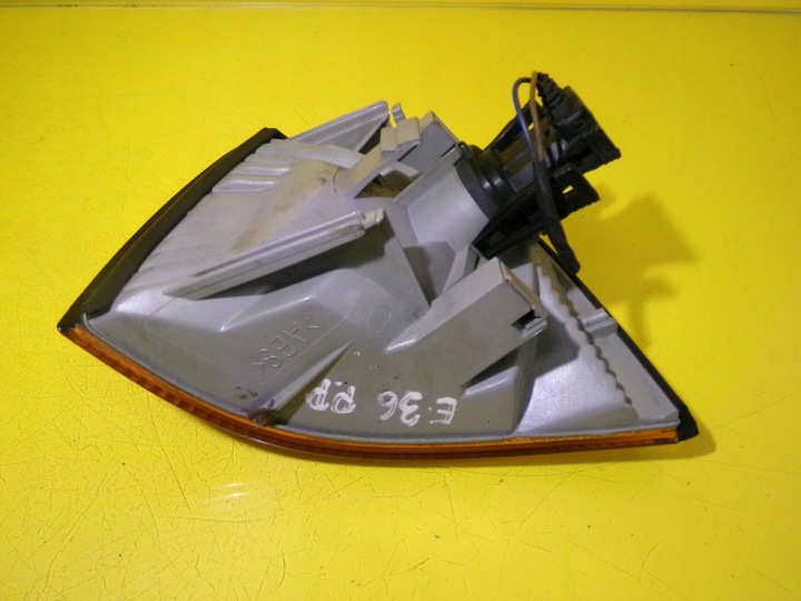 фото №6, Поворотник правое перед bmw 3 e36 1995 1384032 nr44