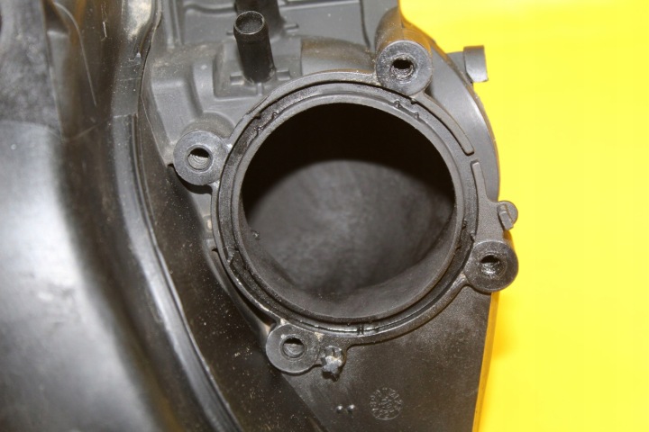 фото №8, Коллектор впускной vw golf v blp 1.6 fsi 03c129711f