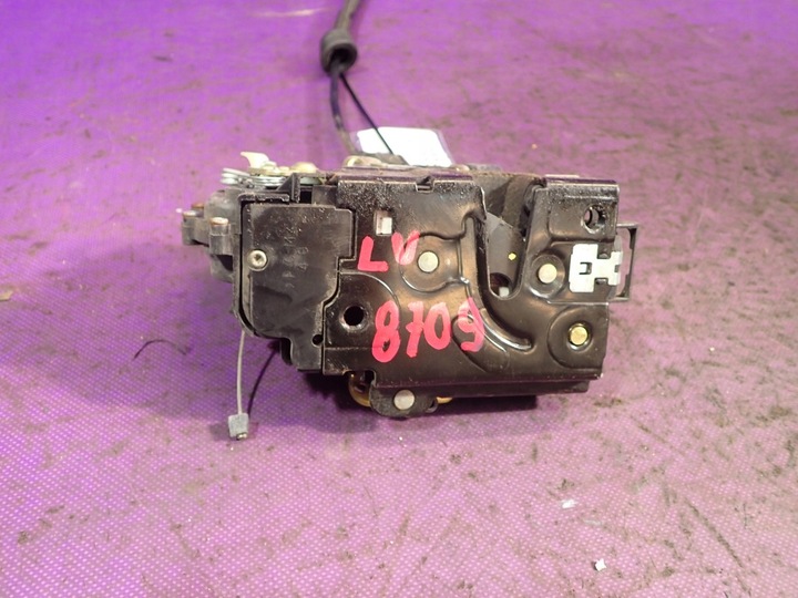 фото №5, Vw polo iv 9n hb 3d 01-05 замок перед лівий 8 pin