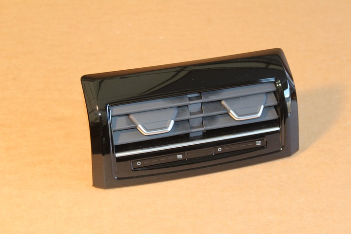 фото №1, Решітка повітропровід зад audi a8 d5 4n 4n0819203